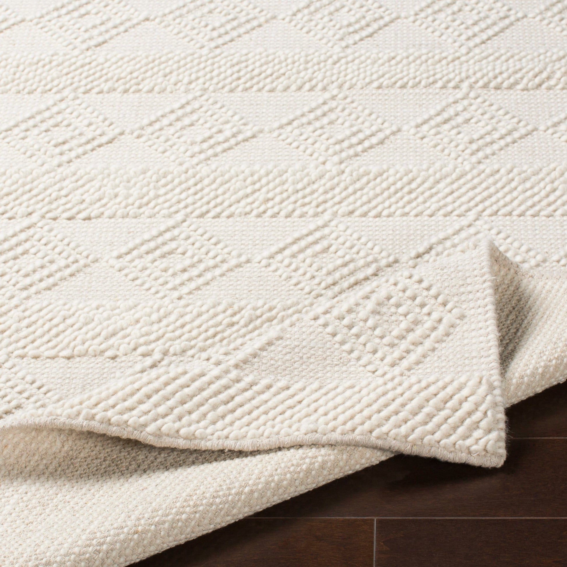 Hygge Rug - 23225 by Livabliss. Made from 100% wool in a unique style.