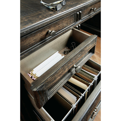 La Grange San Felipe Executive Desk by Hooker Furniture in dark antiqued hickory. Made from pecky hickory veneer, leather, solid-wood edge top in a unique style.