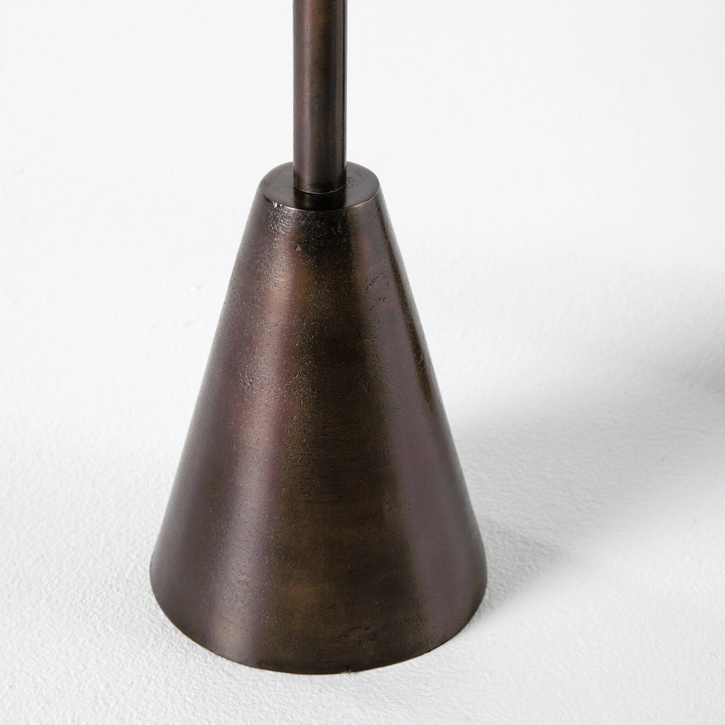 009 S-258320 | Closeup | Frisco End Tables (Set of 2) by Four Hands in antique rust. Made from aluminum, engineered hardwood in a modern style.