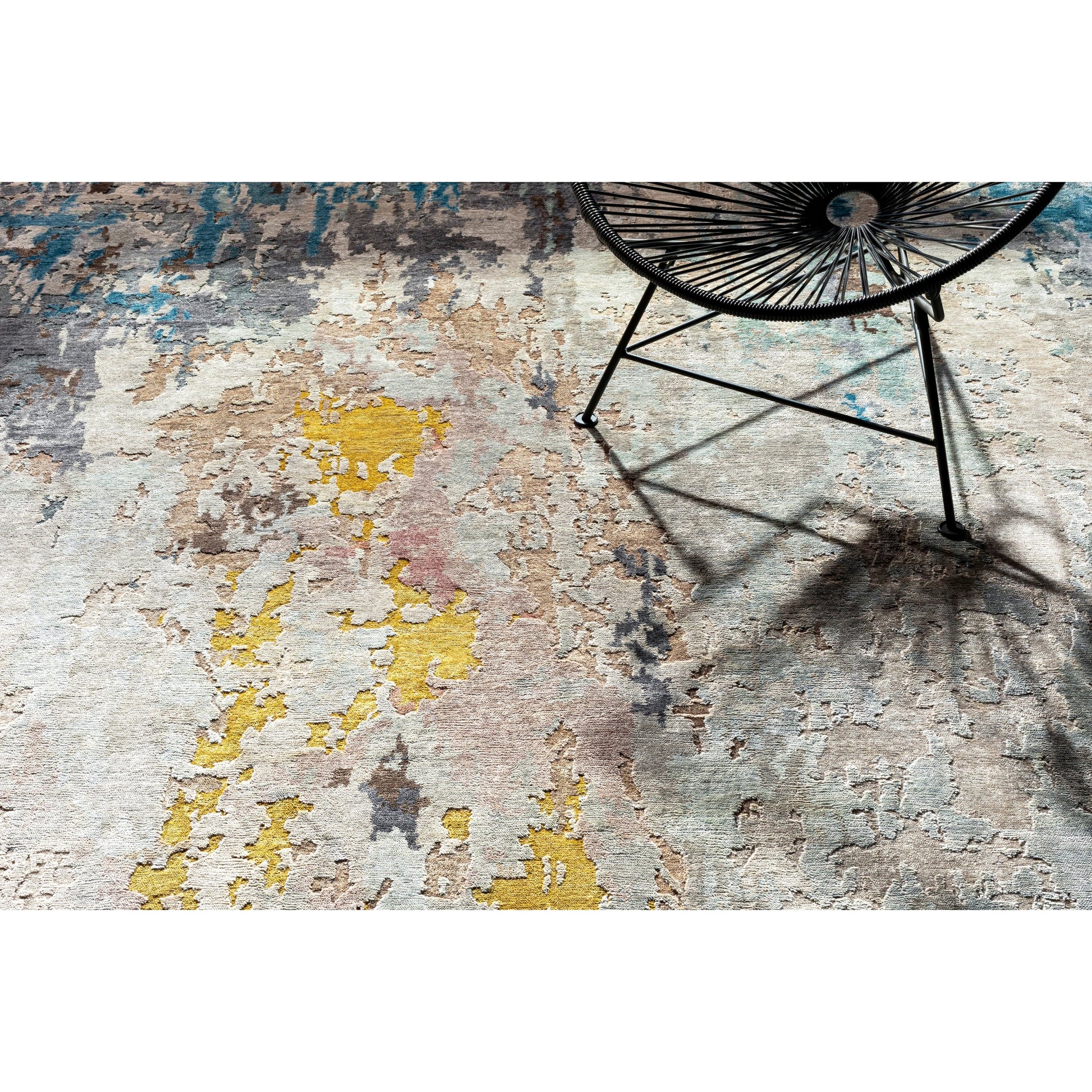 Imola Rug - 23130 by Surya. Made from 100% viscose in a unique style.
