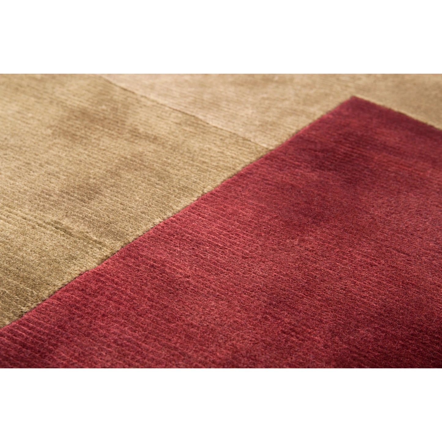 004 5467-3257,5467-3258,5467-3259,5467-3260,5467-3261 | Closeup | Mugal IN-8101 Rug by Surya in beige, brown. Made from 100% semi-worsted new zealand wool in a unique style.