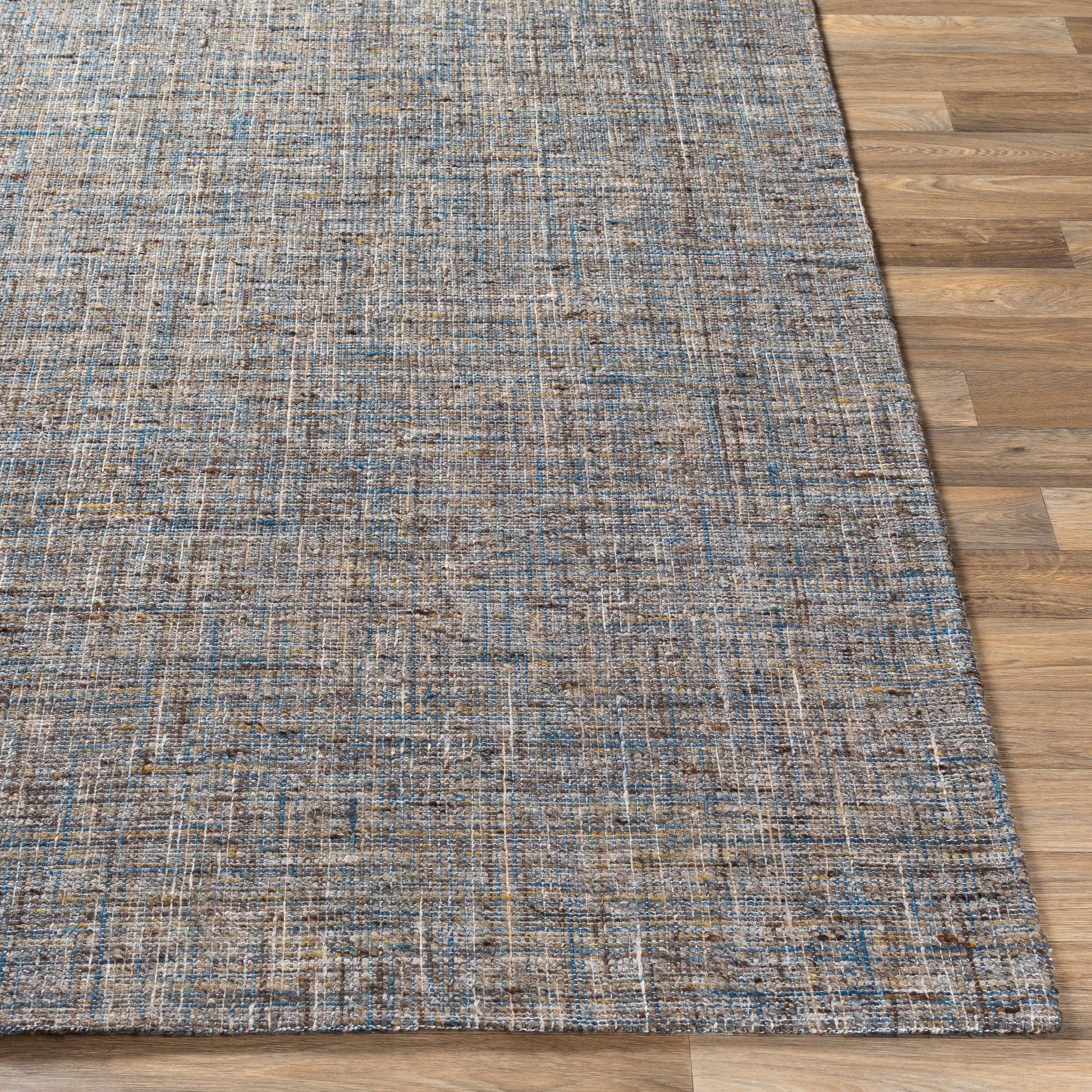 Inola INL-1000 Rug by Surya. Made from 100% wool in a unique style.