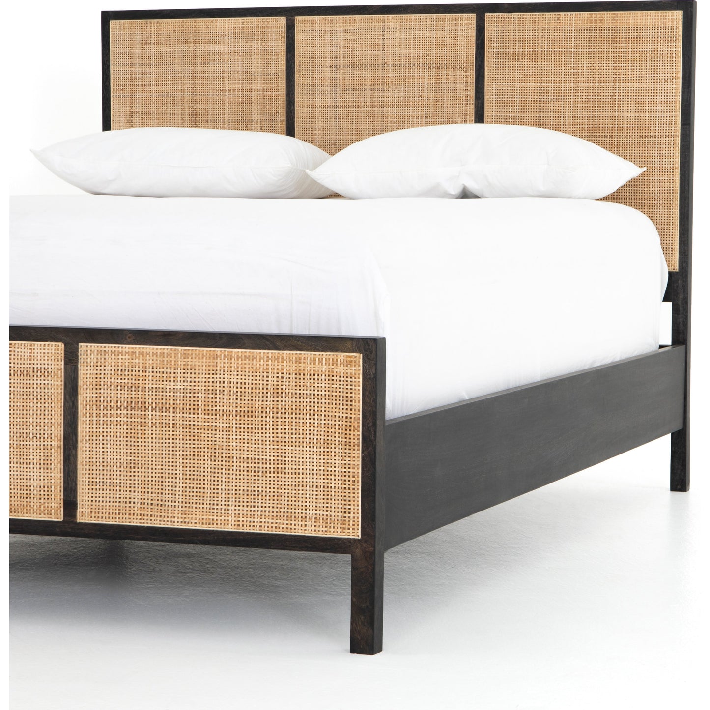 052 SR-810039 | Closeup | Sydney Bed by Four Hands. Made from cane, solid mango in a modern style.