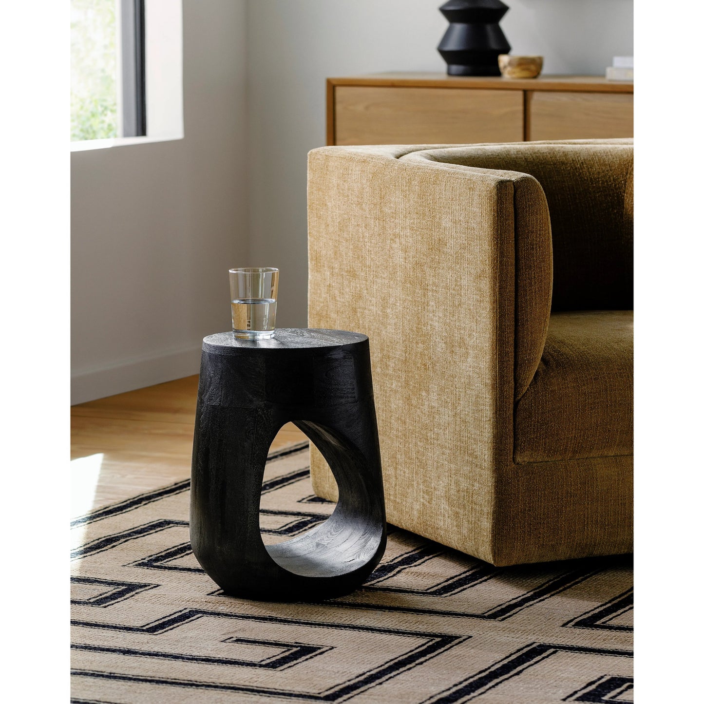 006 SI-2133385 | Lifestyle | Isiri - 532024 by Surya. Made from top: mango wood, base: mango wood in a modern style.