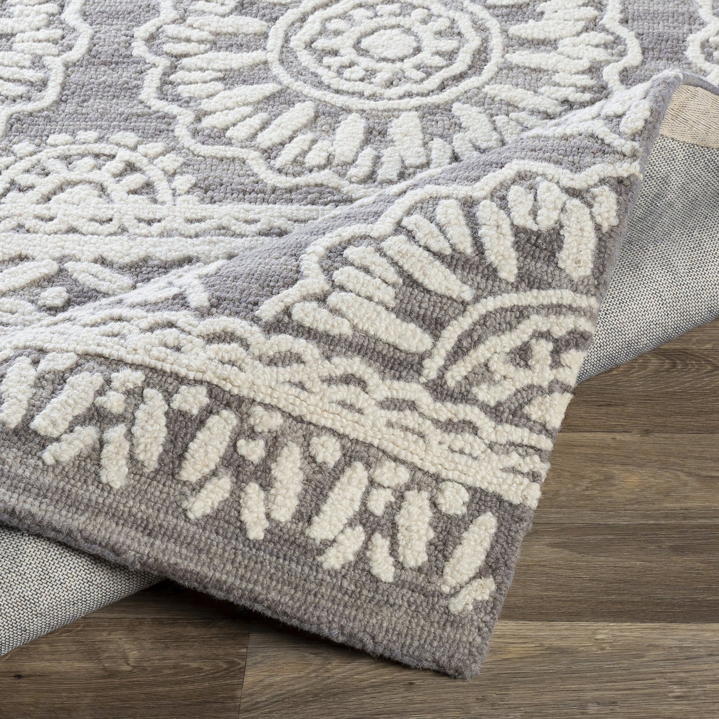 003 SR-827022 | Closeup | Izmir Rug - 24428 by Surya in charcoal, light gray, ivory. Made from 100% wool in a unique style.