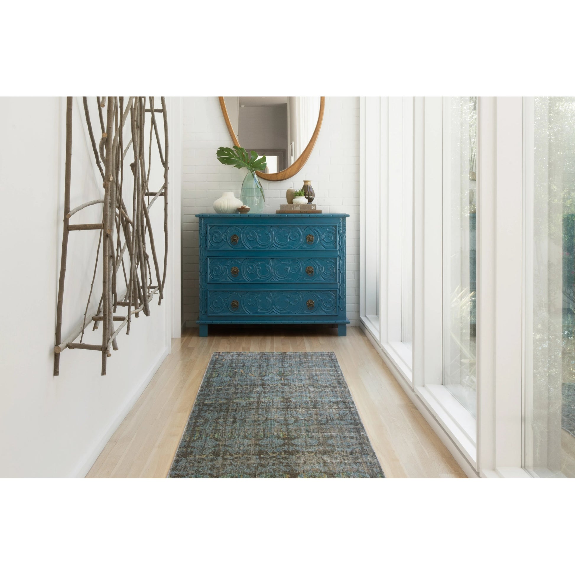 Javari JV-07 Rug by Loloi. Made from polyester, polypropylene in a eclectic & global style.