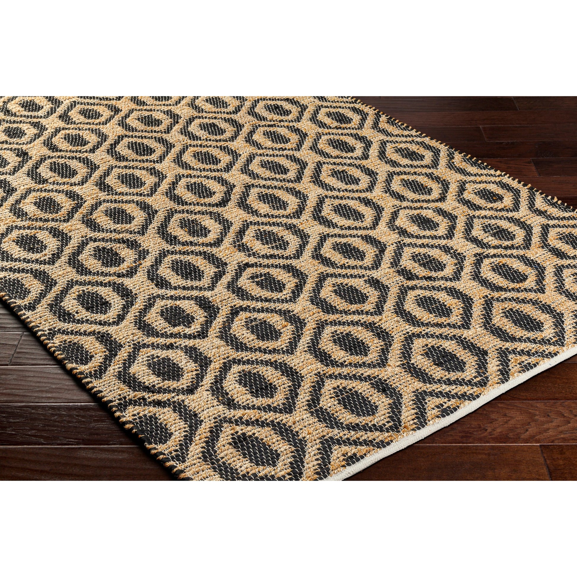 Jean Rug - 32472 by Livabliss. Made from main: 60% recycled fabric, main: 40% jute in a unique style.