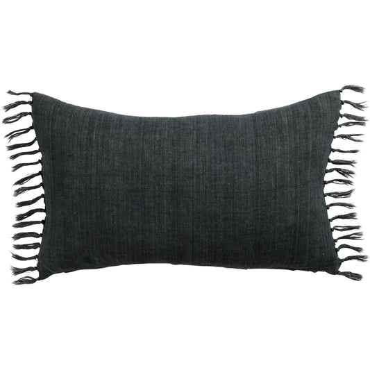 Jemina JEM01 Pillow by Jaipur Living. Made from 100% linen in a coastal style.