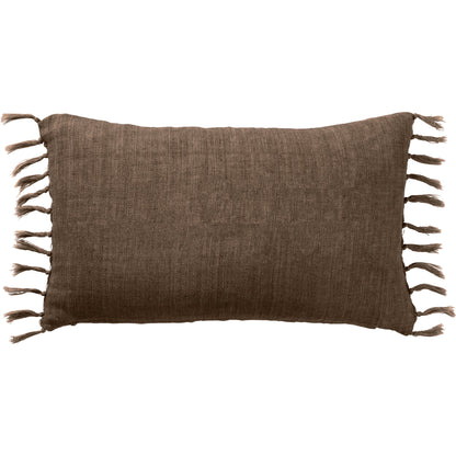 Jemina JEM01 Pillow by Jaipur Living. Made from 100% linen in a coastal style.
