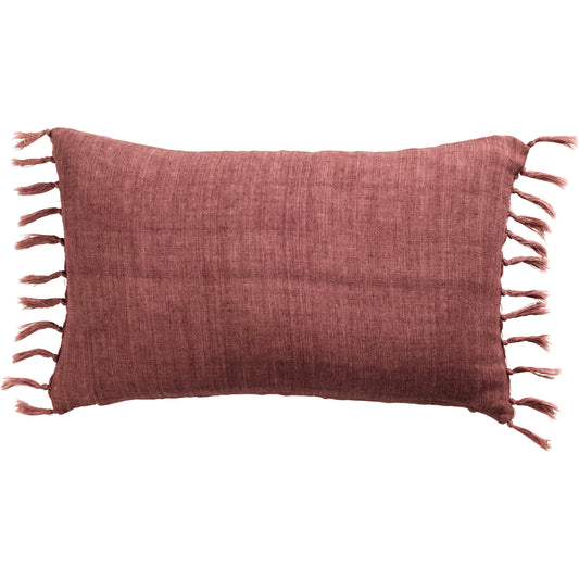 Jemina JEM01 Pillow by Jaipur Living. Made from 100% linen in a coastal style.