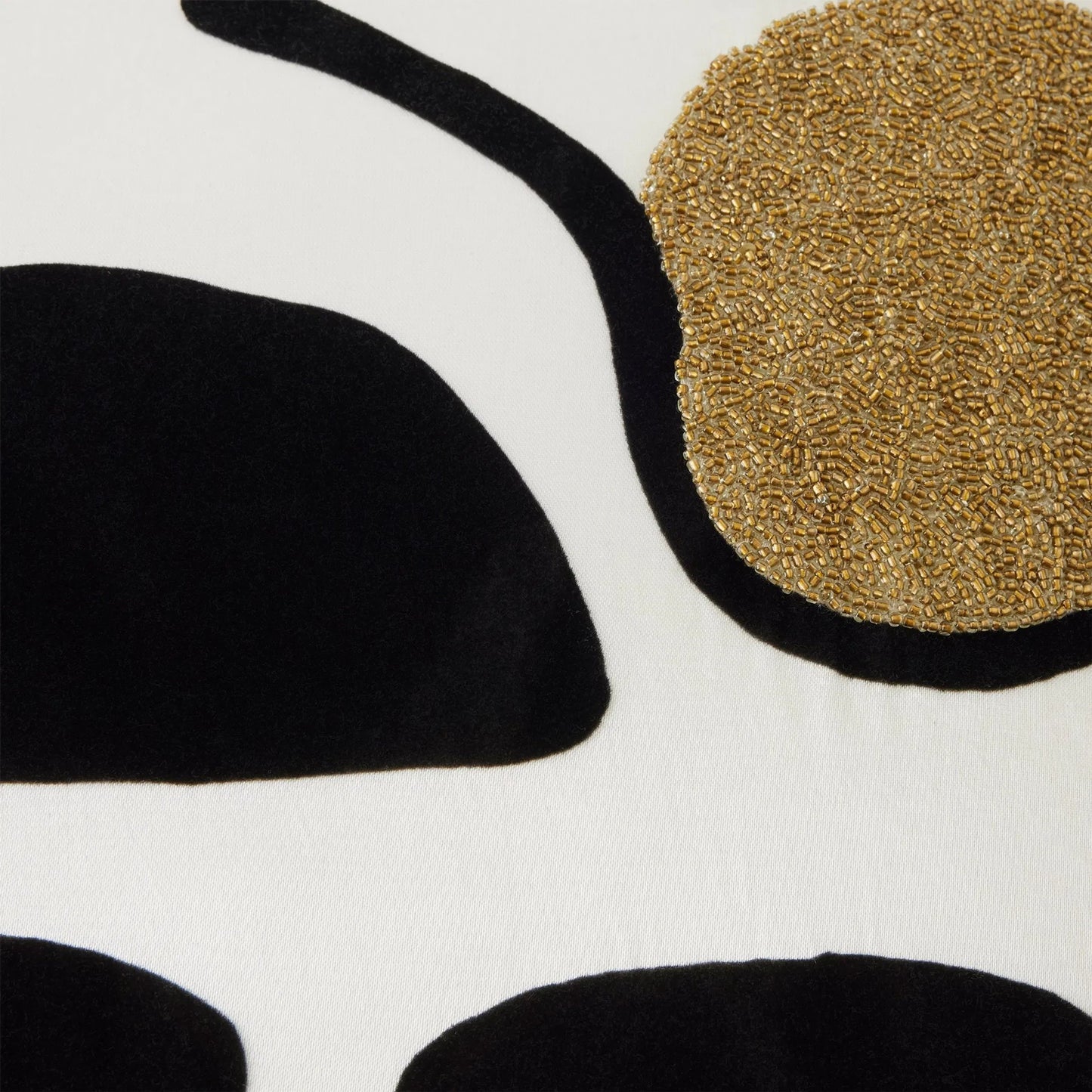 002 SI-2523989 | Closeup | Hampton Pillow by Global Views in natural. Made from cotton, polyester in a eclectic & global style.