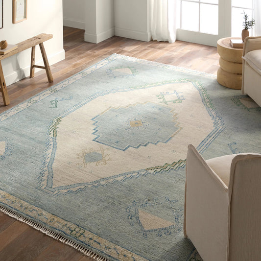 Jinsen JIN07 Rug by Jaipur Living in blue, green. Made from 100% wool in a unique style.