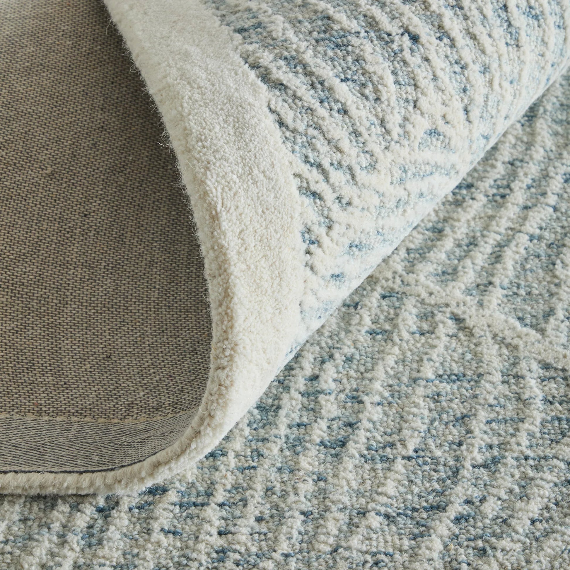 Winston & Botanical WNS8B02F Rug by Feizy. Made from wool in a unique style.