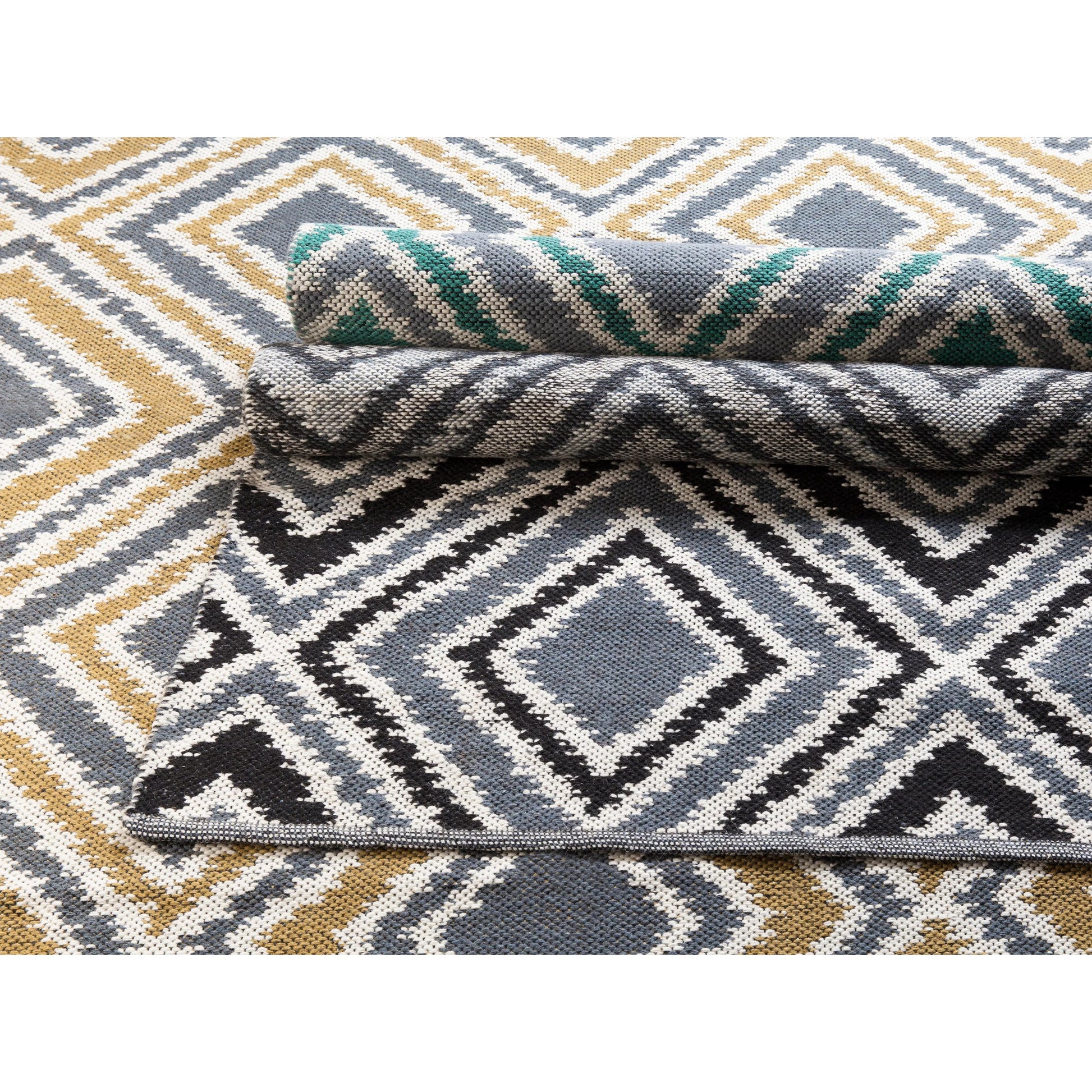 Juniper Rug - 635 by Surya. Made from 100% wool in a unique style.