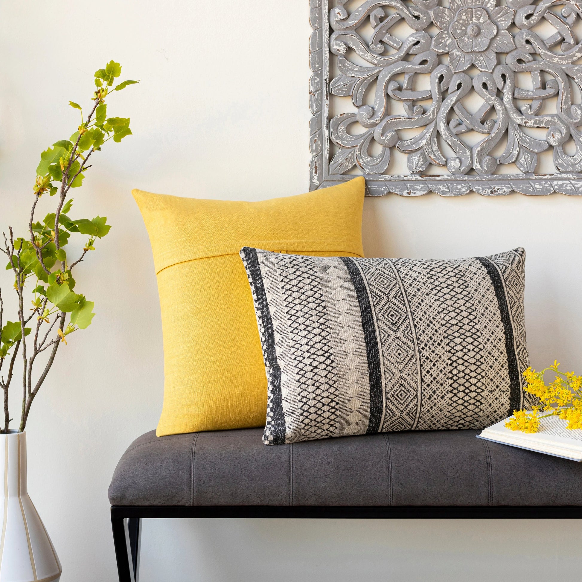 Janya Pillow - 17107 by Livabliss. Made from 100% cotton in a eclectic & global style.