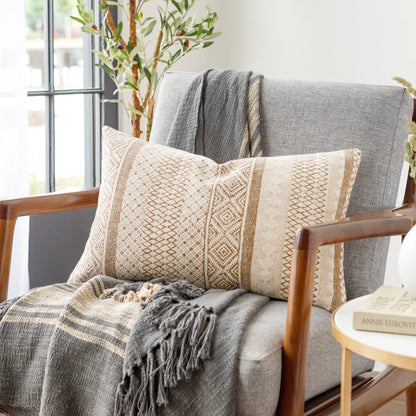 Janya Pillow - 17107 by Livabliss. Made from 100% cotton in a eclectic & global style.