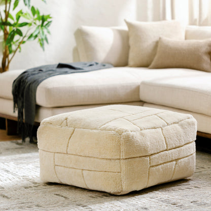 Jakob - 484066 by Surya. Made from top: 80% wool, 20% cotton, bottom: 100% cotton, fill: 100% polybeads in a modern style.