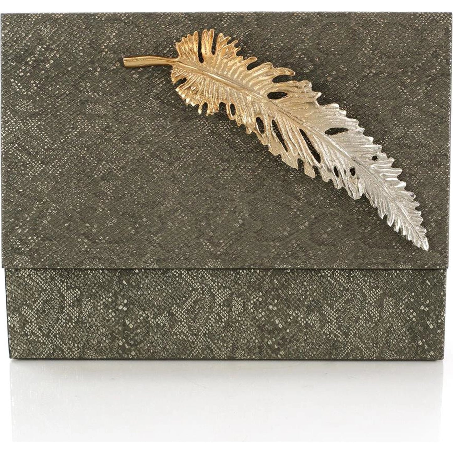 003 SI-1989232 | Closeup | Feathered Vegan Snakeskin Box by John-Richard in snakeskin. Made from unique in a modern style.