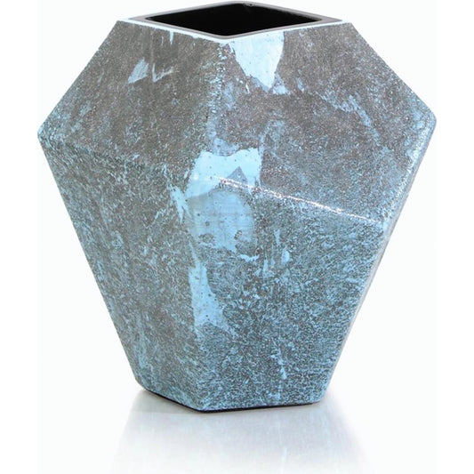 Facet Vase by John-Richard. Made from unique in a modern style.