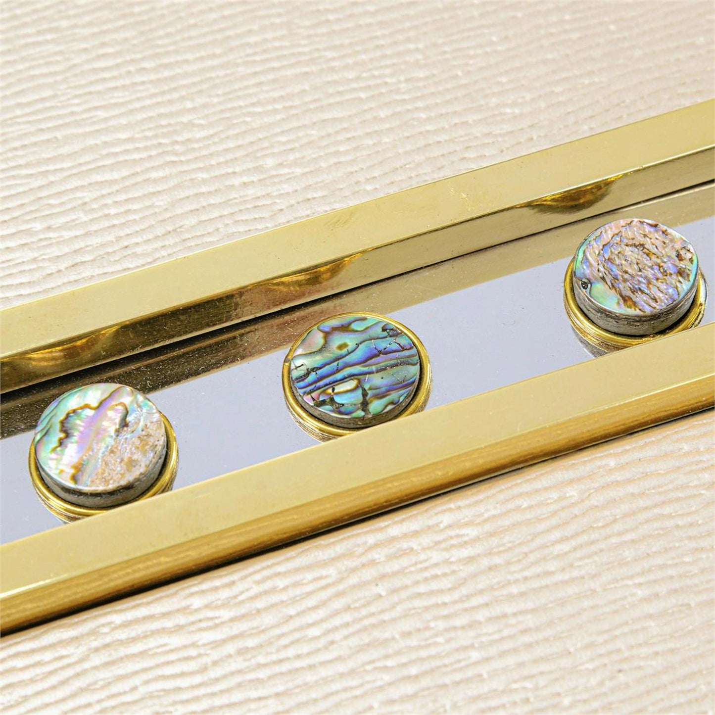 003 SI-2171512 | Closeup | Savile Row Box by John-Richard. Made from unique in a modern style.