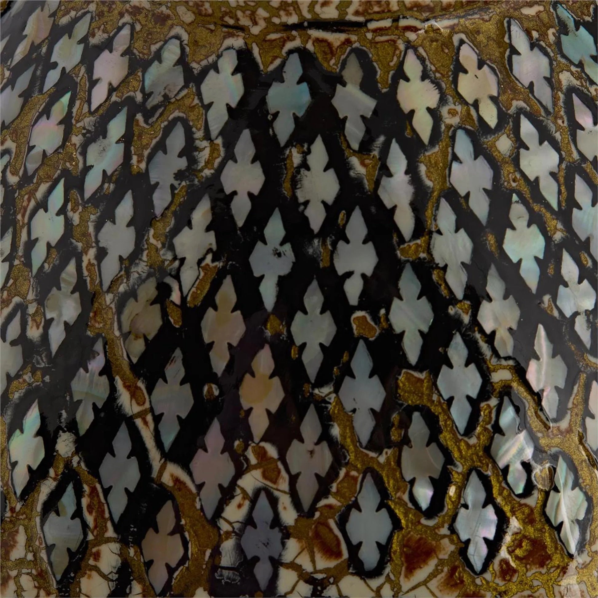 Sonoran Vase by John-Richard. Made from unique in a unique style.