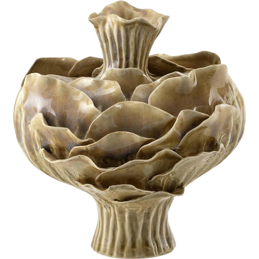 Bractea Vase by John-Richard. Made from unique in a unique style.