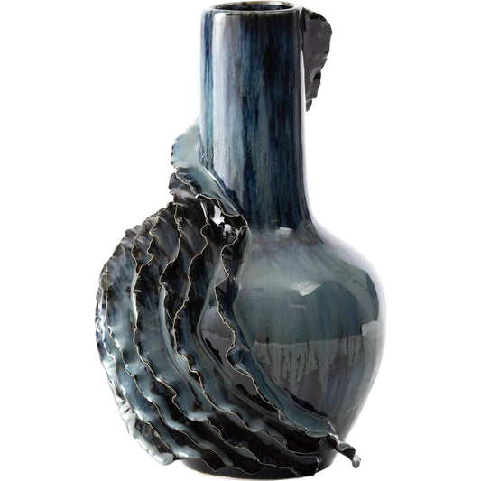 Tidal Vase by John-Richard. Made from unique in a unique style.