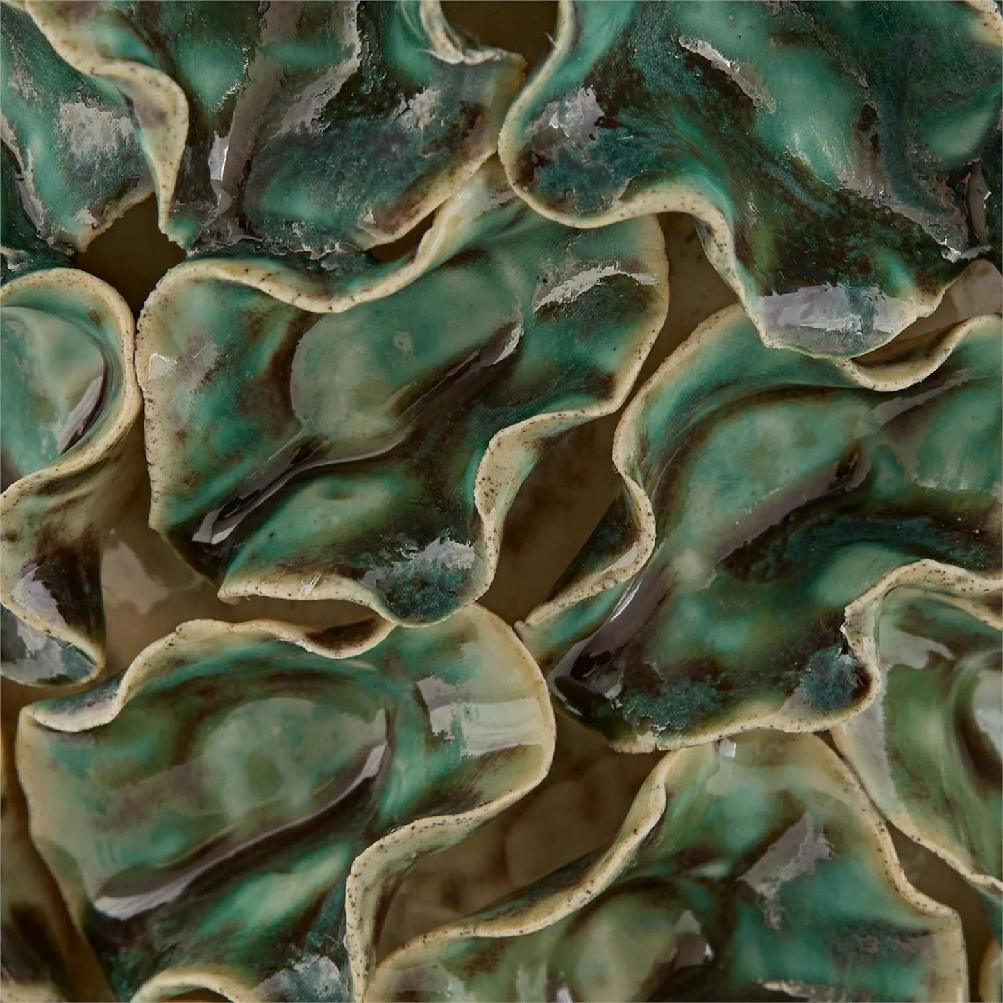 002 SI-2629236 | Unknown | Emerald Reef Vase by John-Richard. Made from unique in a unique style.