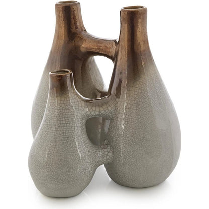 Triplet Vase by John-Richard. Made from unique in a unique style.