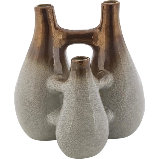 Triplet Vase by John-Richard. Made from unique in a unique style.