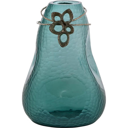 Chloris Vase by John-Richard. Made from unique in a unique style.