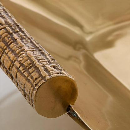 Founder Tray by John-Richard. Made from unique in a unique style.