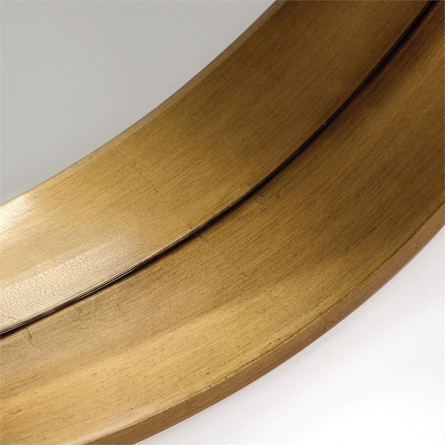 003 SR-771906 | Closeup | Orlando Mirror by John-Richard in gold and etruscan gold. Made from mdf, oak veneer, bent wood frame, french cleat fitted in a modern style.