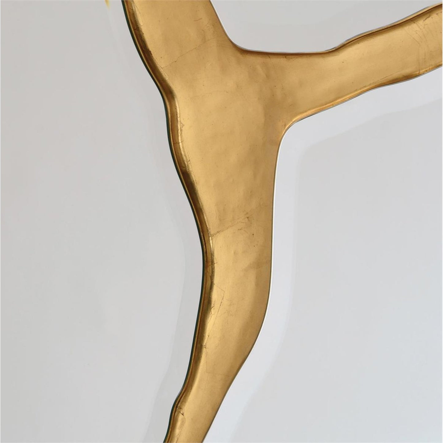 003 SR-865327 | Closeup | Revne Mirror by John-Richard in gold. Made from unique in a modern style.