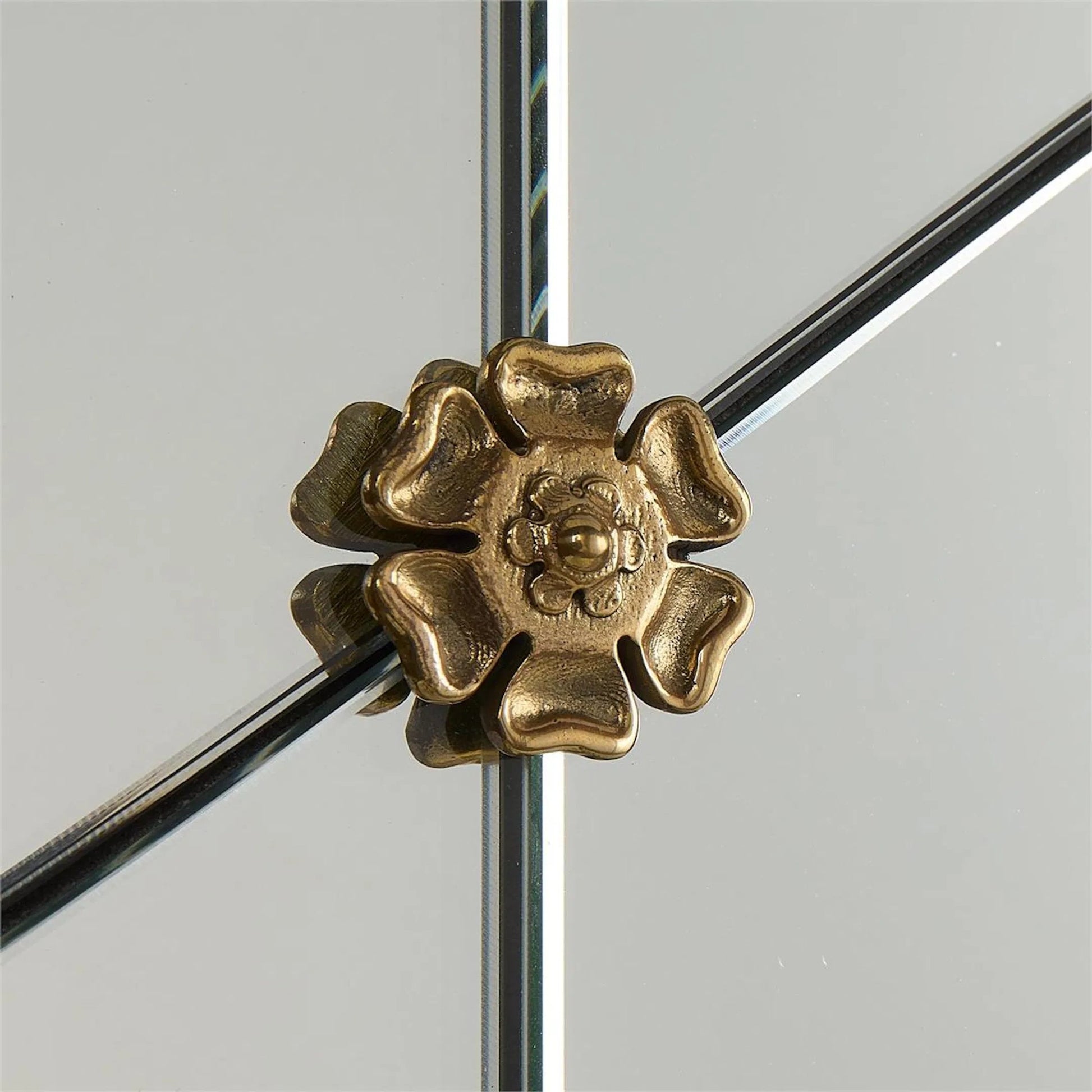 Raphael Mirror by John-Richard. Made from unique in a unique style.