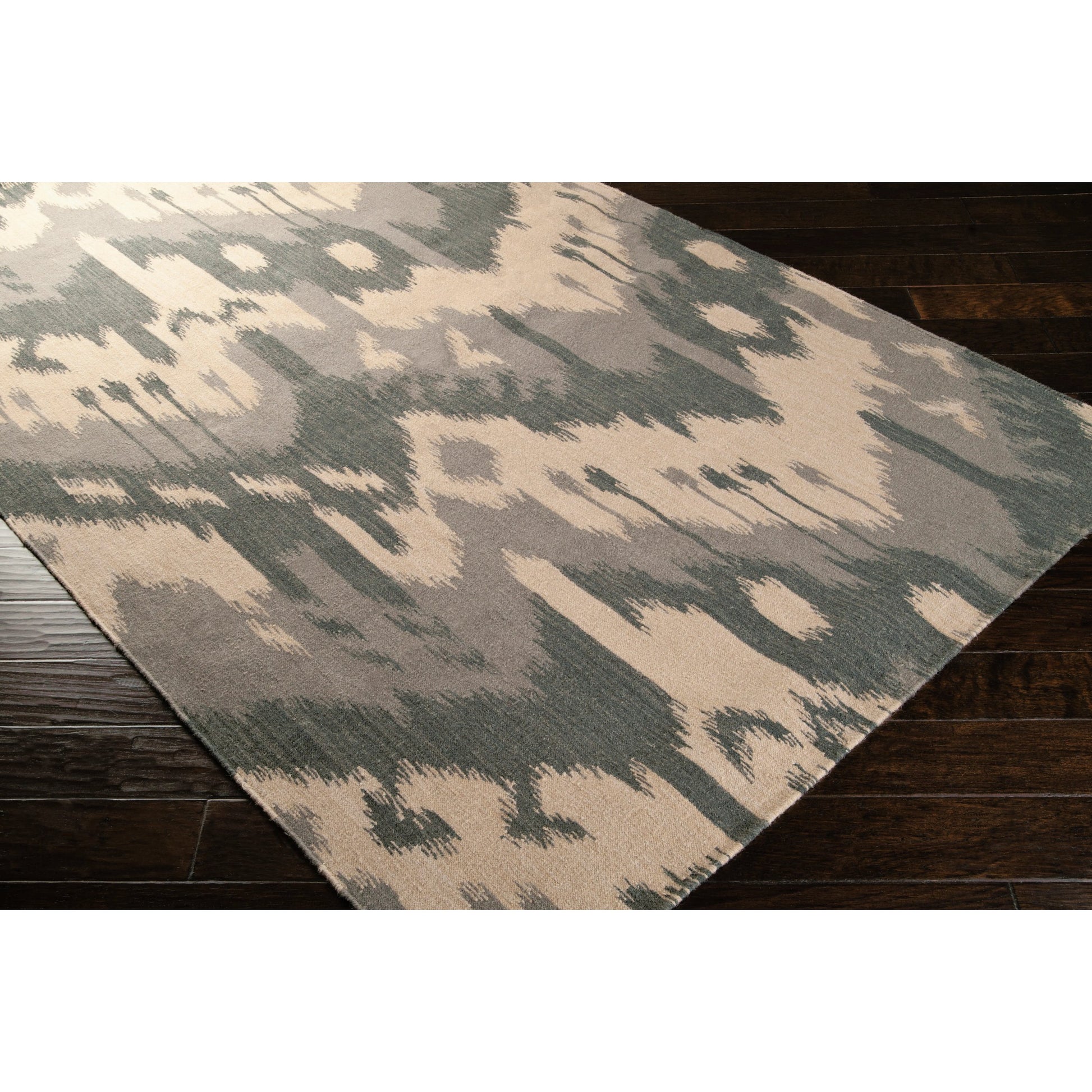 Jewel Tone JT-2034 Rug by Surya. Made from 100% wool in a unique style.