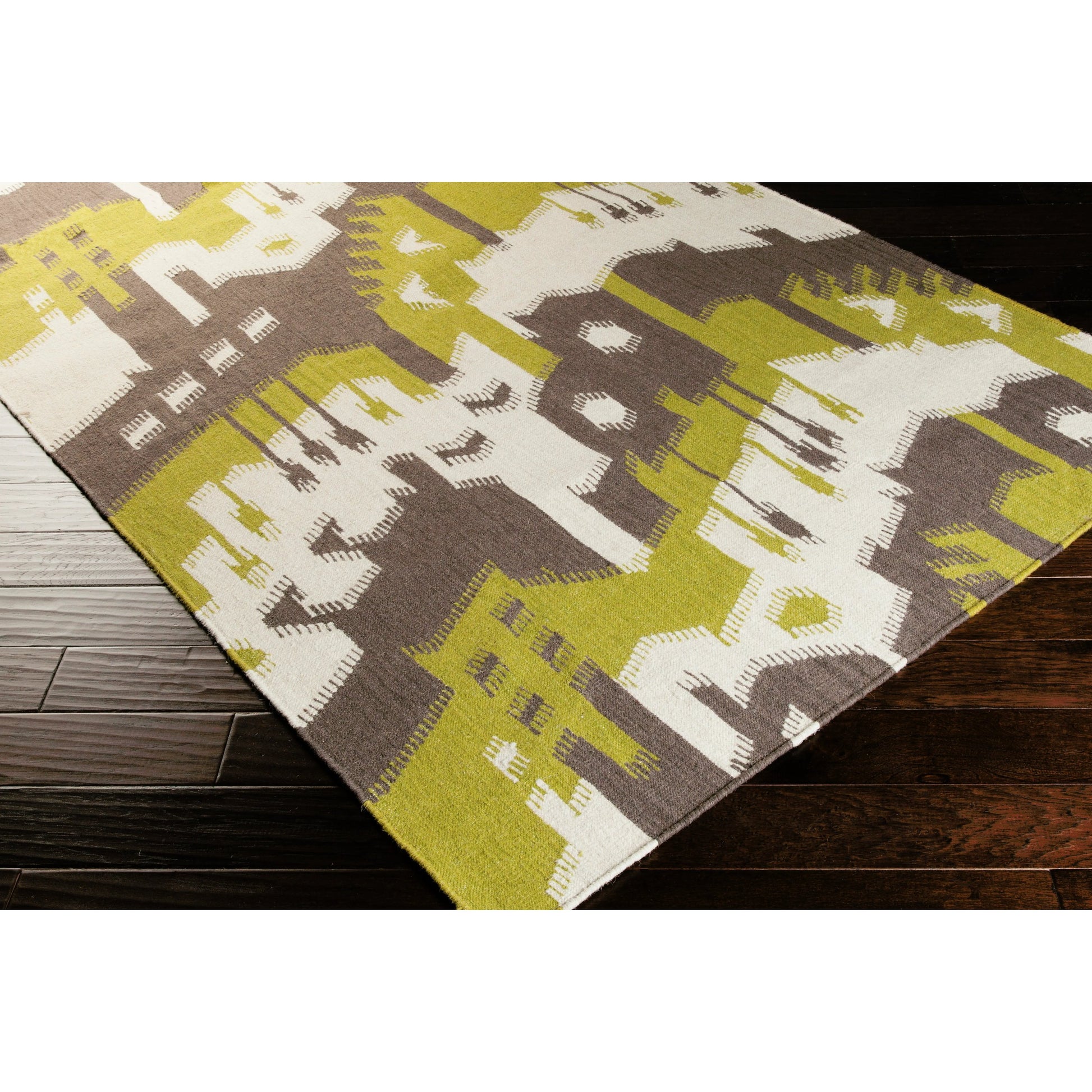 Jewel Tone JT-2034 Rug by Surya. Made from 100% wool in a unique style.