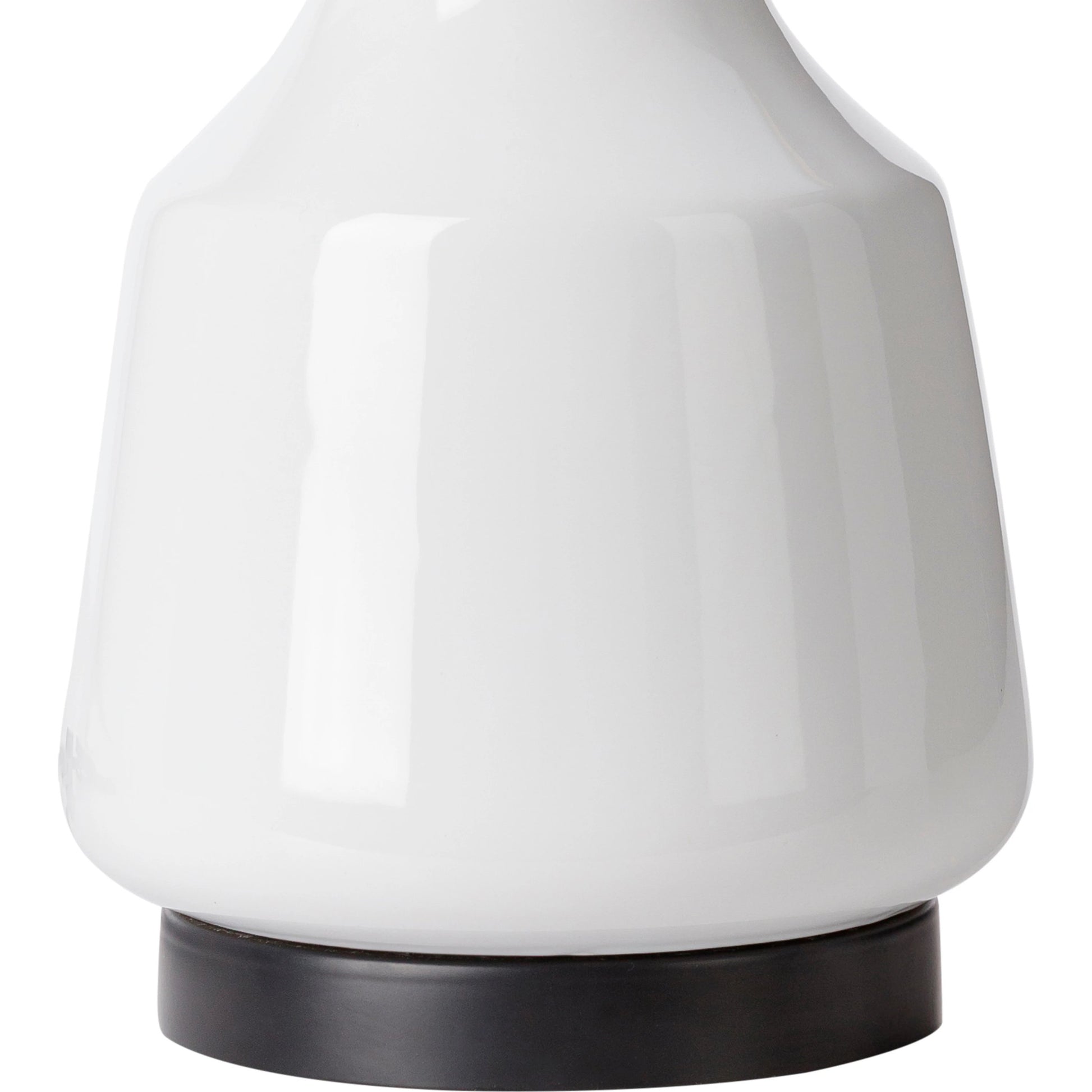 Jeita - 32538 by Surya in body: white, base: black, shade (outside): ivory, shade (inside): white, finial: black, harp: metallic - brass, cord: translucent and paintedglazedpainted. Made from shade (outside): linen, shade (inside): pol