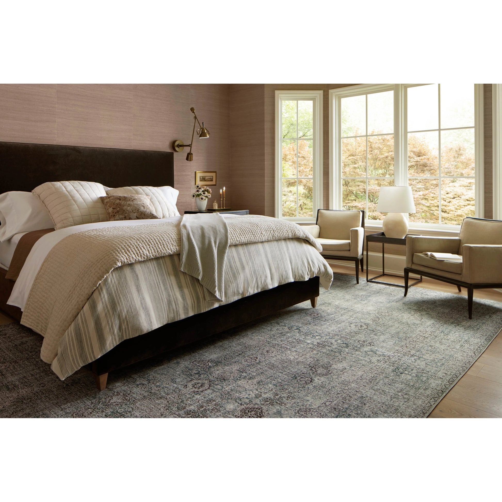 Jules JUL-08 Rug by Chris Loves Julia x Loloi in emerald, antique ivory. Made from 100% polyester in a unique style.