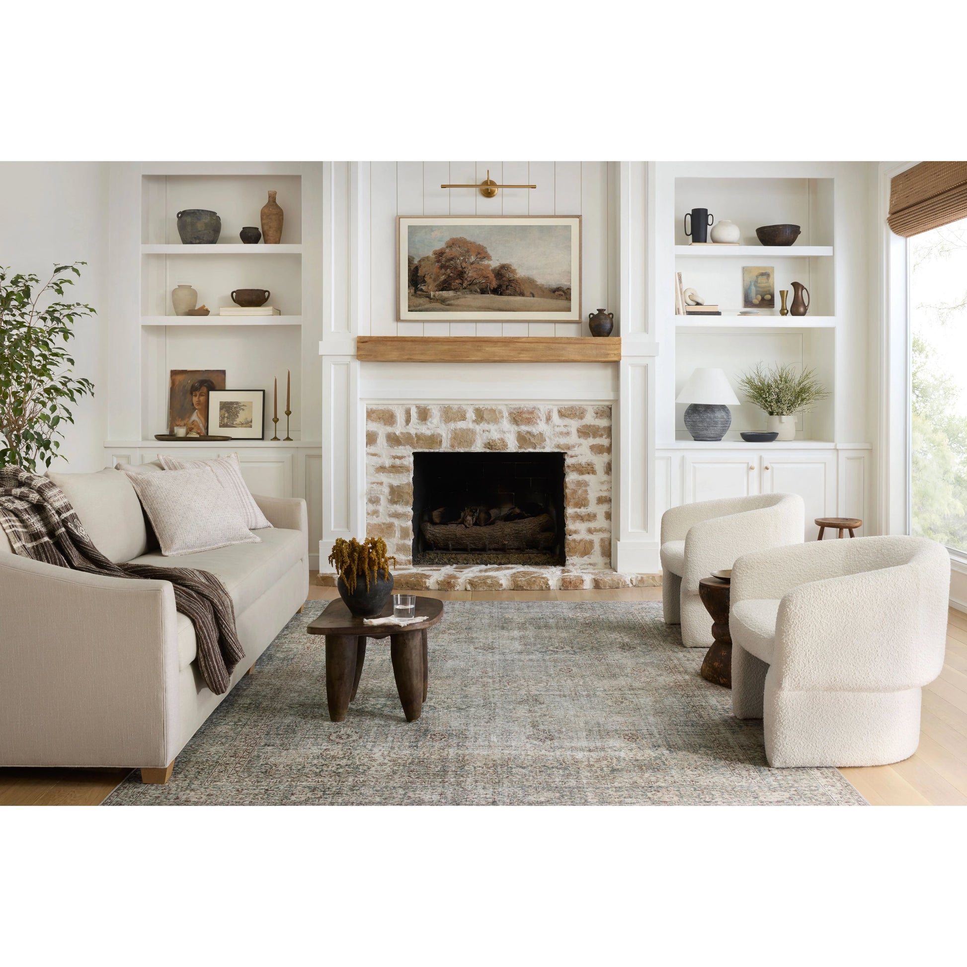 Jules JUL-08 Rug by Chris Loves Julia x Loloi in emerald, antique ivory. Made from 100% polyester in a unique style.