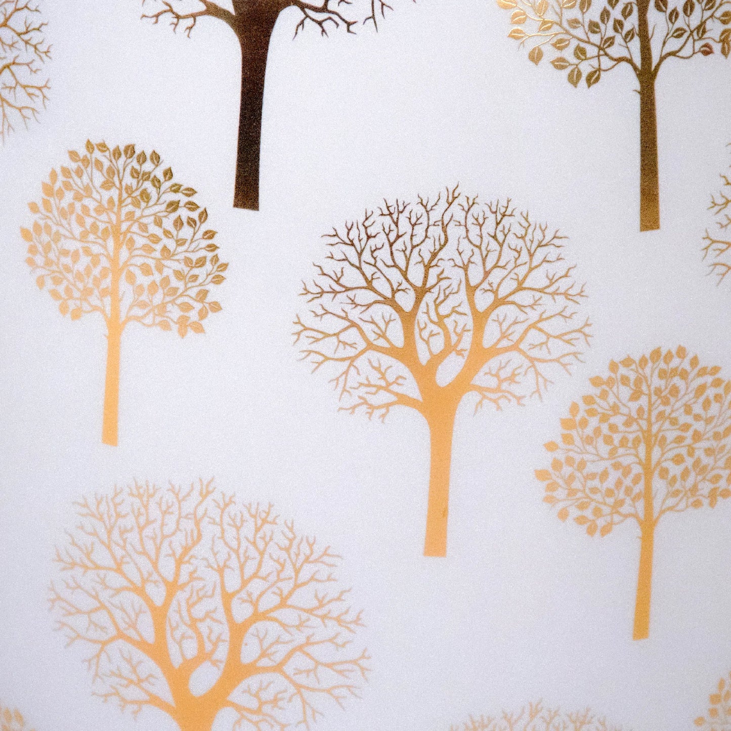 003 SI-2448838 | Closeup | Pauline Garden Stool by Zentique in white, gold. Made from ceramic in a modern style.