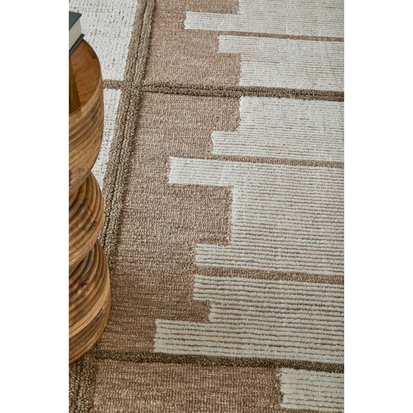 017 SI-2635651,SI-2635652,SI-2635653,SI-2635654,SI-2635655,SI-2635656 | Lifestyle | Winston Geometric WNS8B01F Rug by Feizy. Made from wool in a unique style.