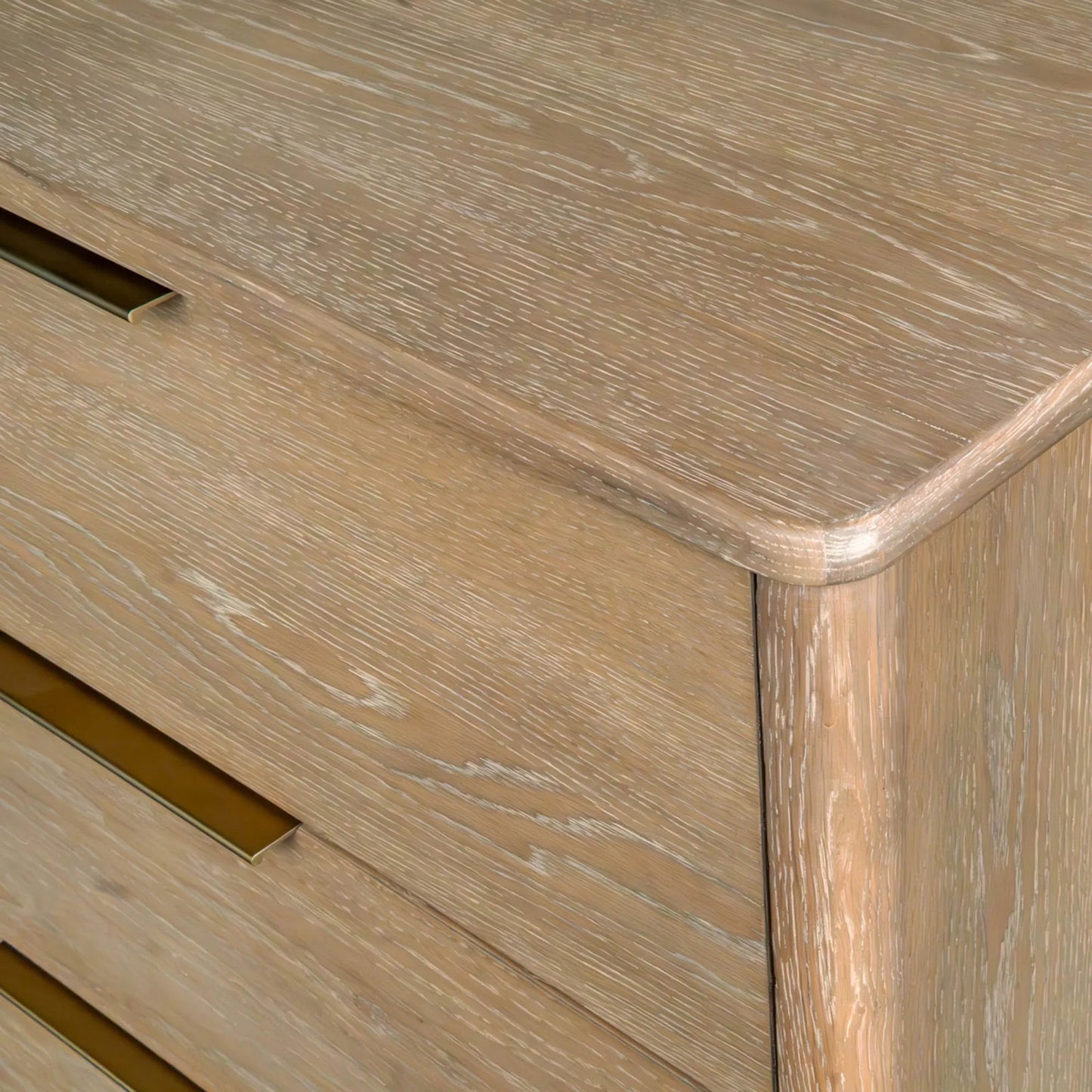 007 SI-2527533 | Closeup | Kamelia 4 Drawer Chest by LH Imports in sand, brass. Made from solid oak, oak veneer, mdf, metal in a unique style.