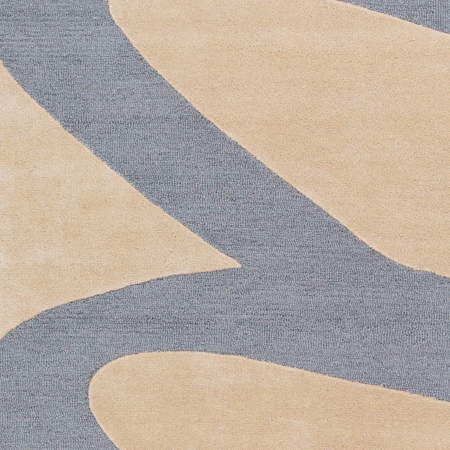 003 79365-31016 | Closeup | Kennedy Rug - 15529 by Surya in tan, denim. Made from 100% wool in a unique style.