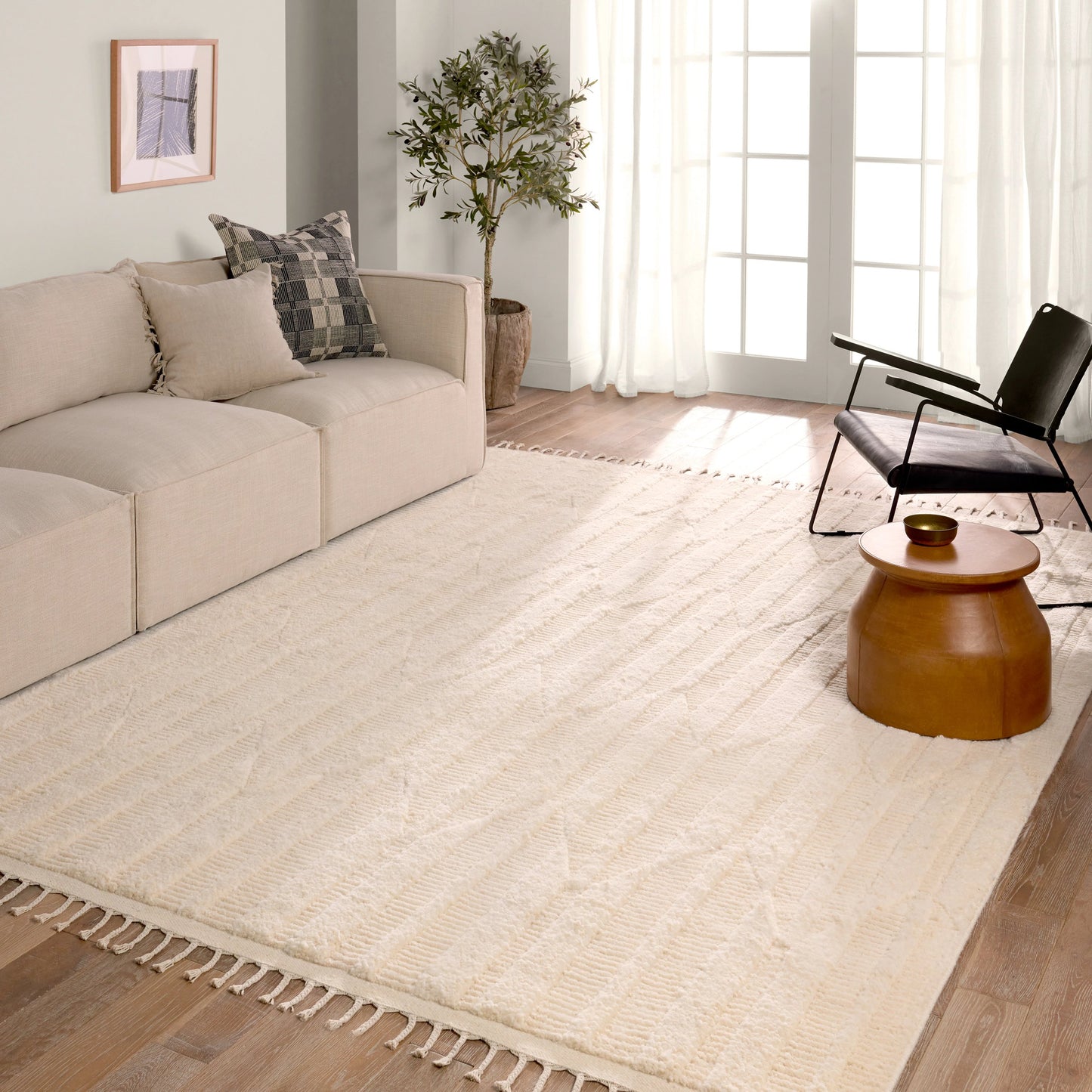 005 SI-2123587,SI-2123588,SI-2123589,SI-2123590 | Lifestyle | Keoka Quest KEO11 Rug by Jaipur Living in cream. Made from 90% wool, 10% cotton in a unique style.