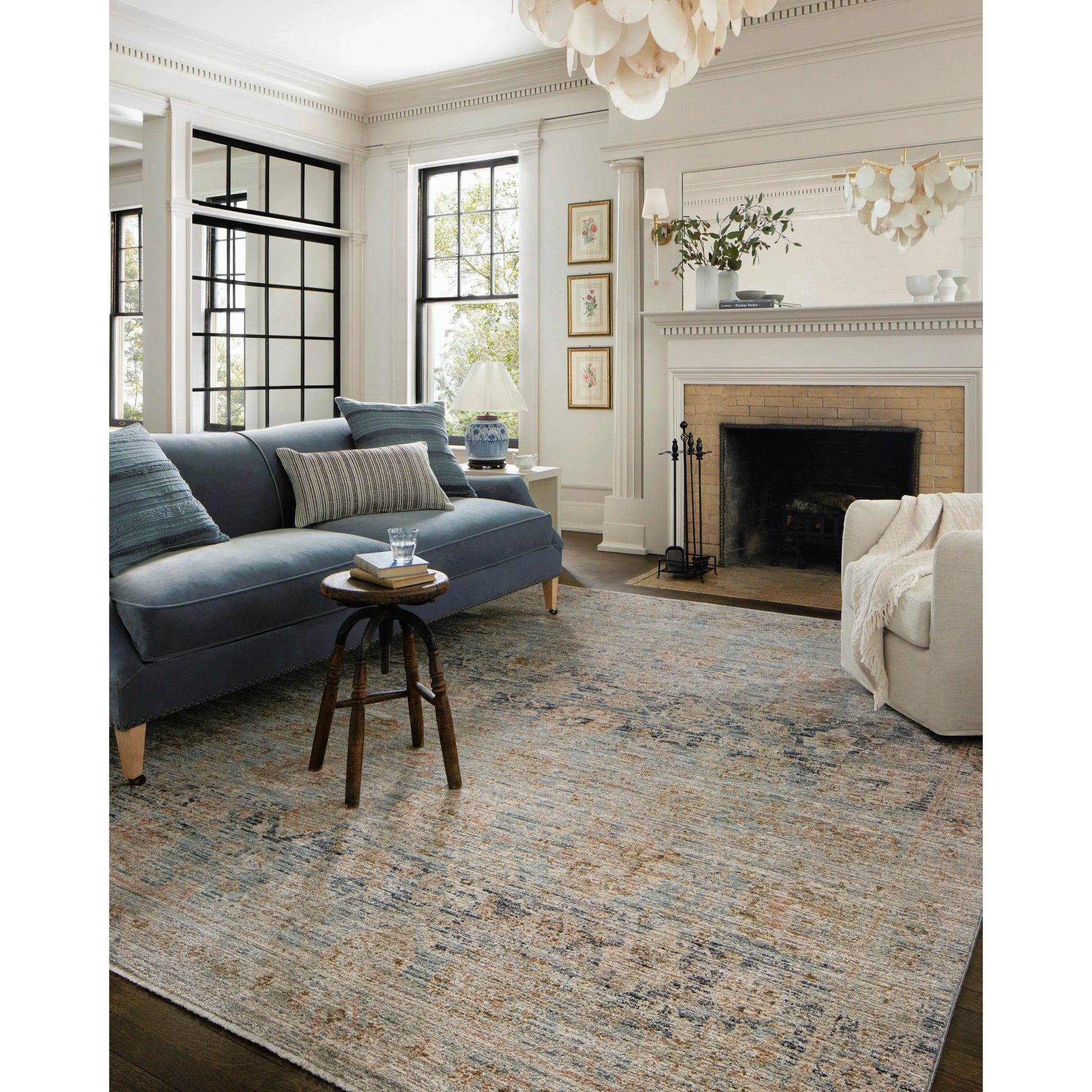 Katherine KES-02 Rug by Jean Stoffer x Loloi. Made from 100% polyester in a unique style.