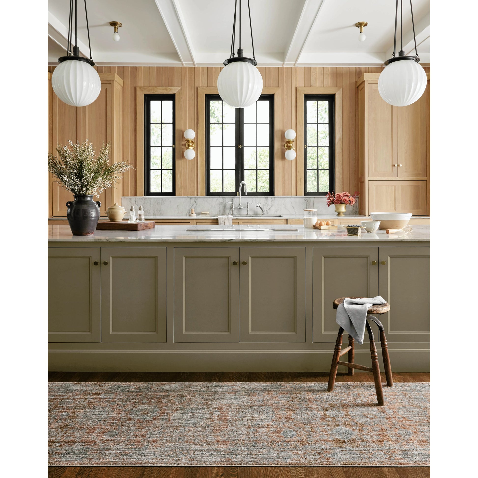 Katherine KES-02 Rug by Jean Stoffer x Loloi. Made from 100% polyester in a unique style.