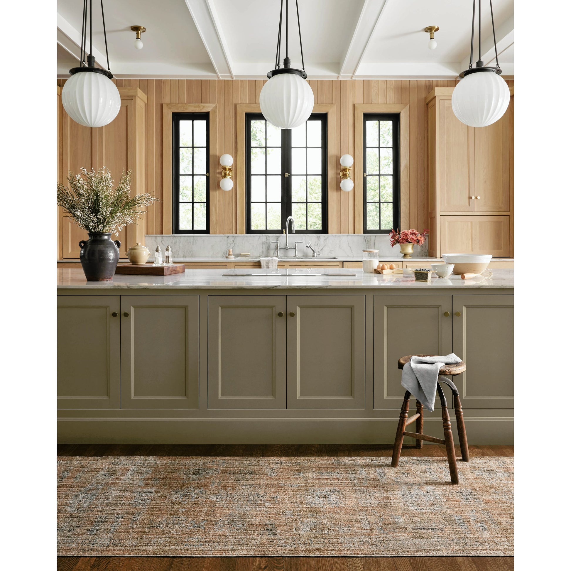 Katherine KES-04 Rug by Jean Stoffer x Loloi. Made from 100% polyester in a unique style.