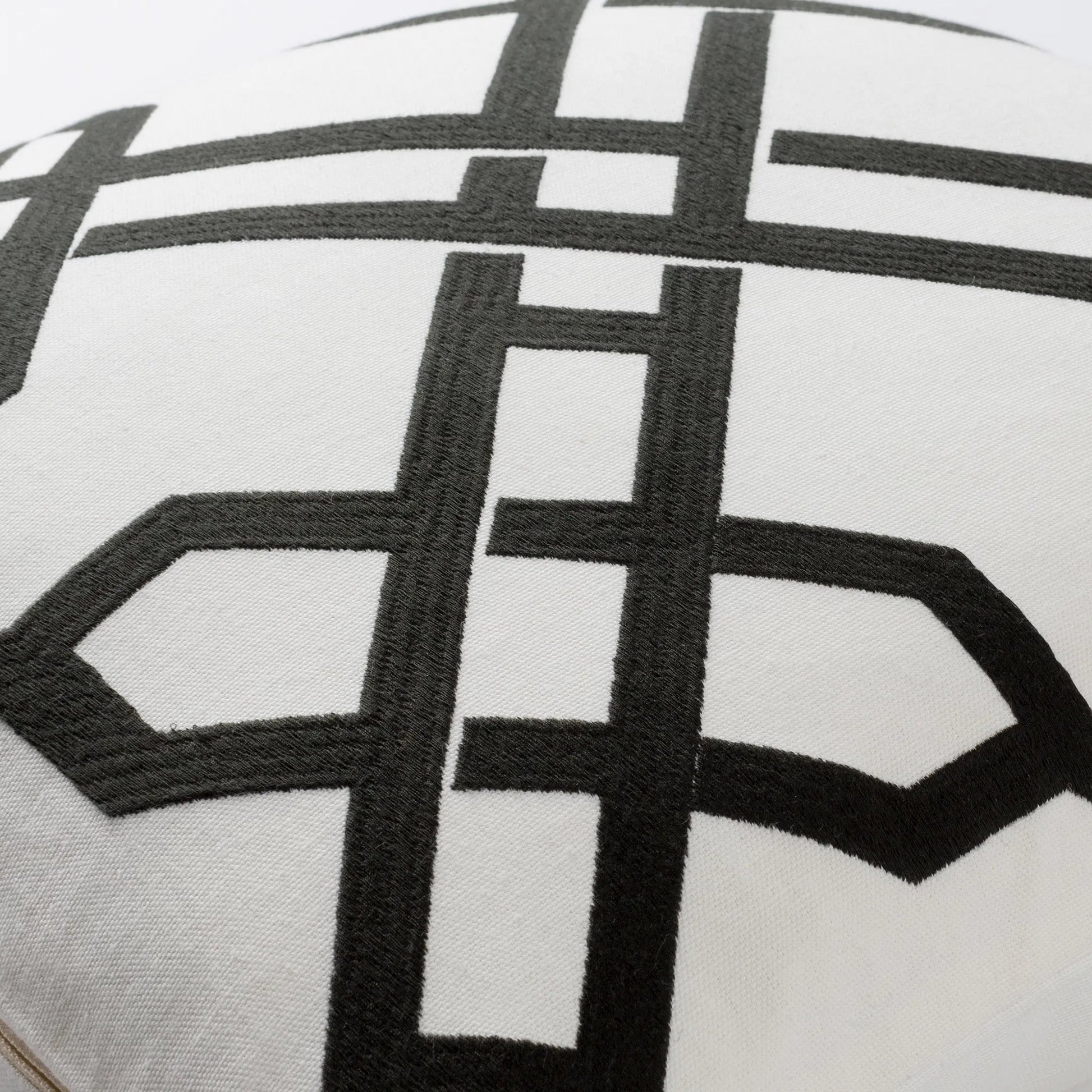 Kingdom Pillow - 17736 by Surya in off-white, black. Made from 100% cotton in a modern style.