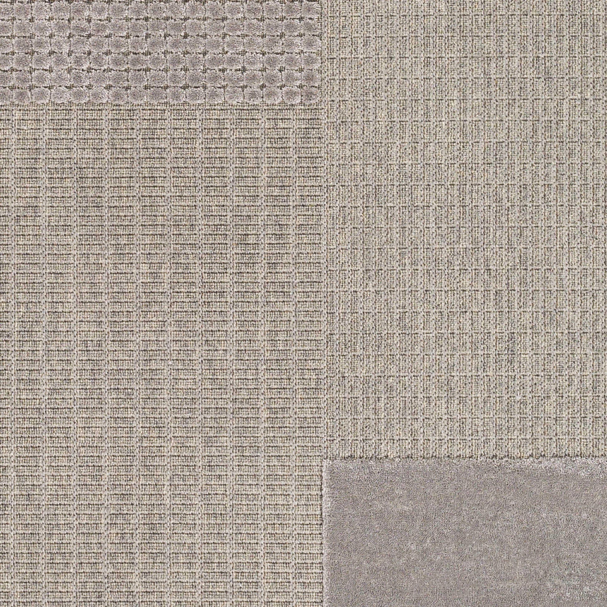 Kingston Rug - 29829 by Livabliss. Made from 51% viscose, 49% wool in a unique style.
